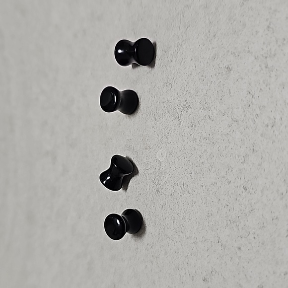 2 sets of gages - Picture 2 of 3